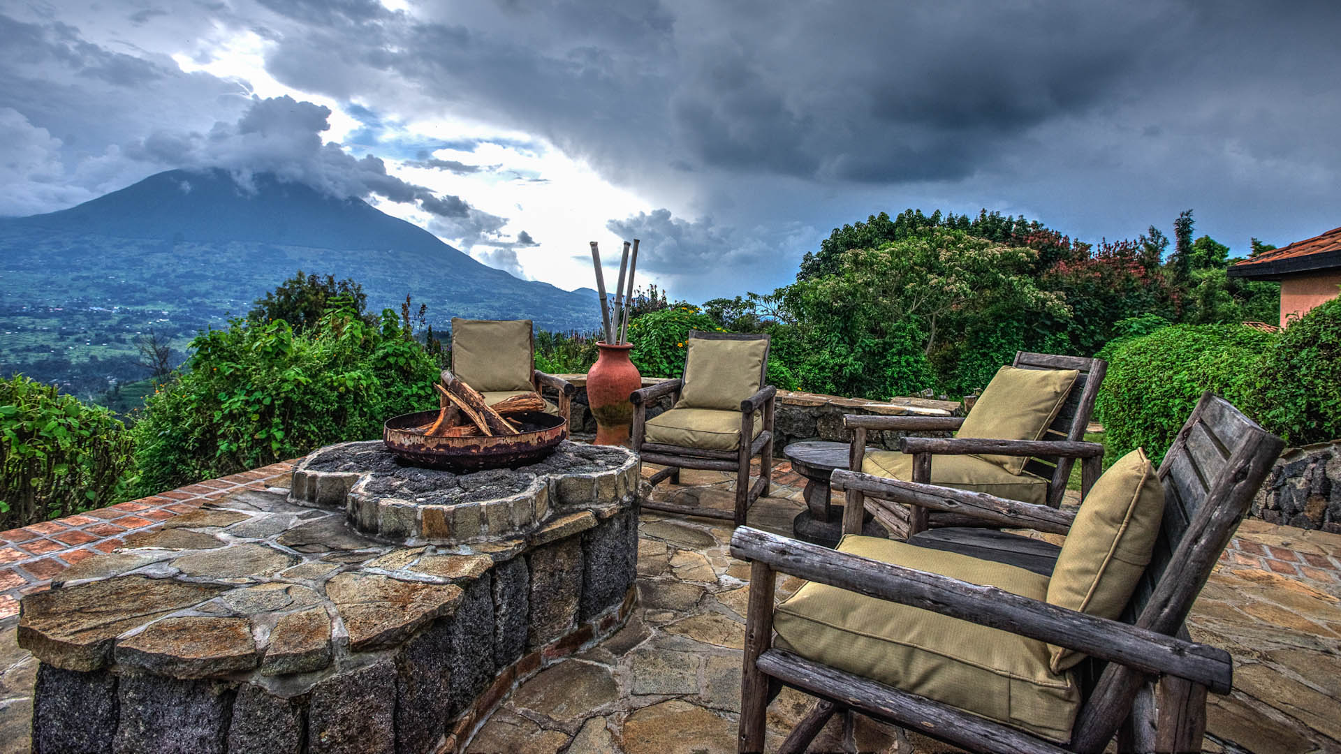 Discover the 10-best-places-for-a-honeymoon-safari-in-rwanda