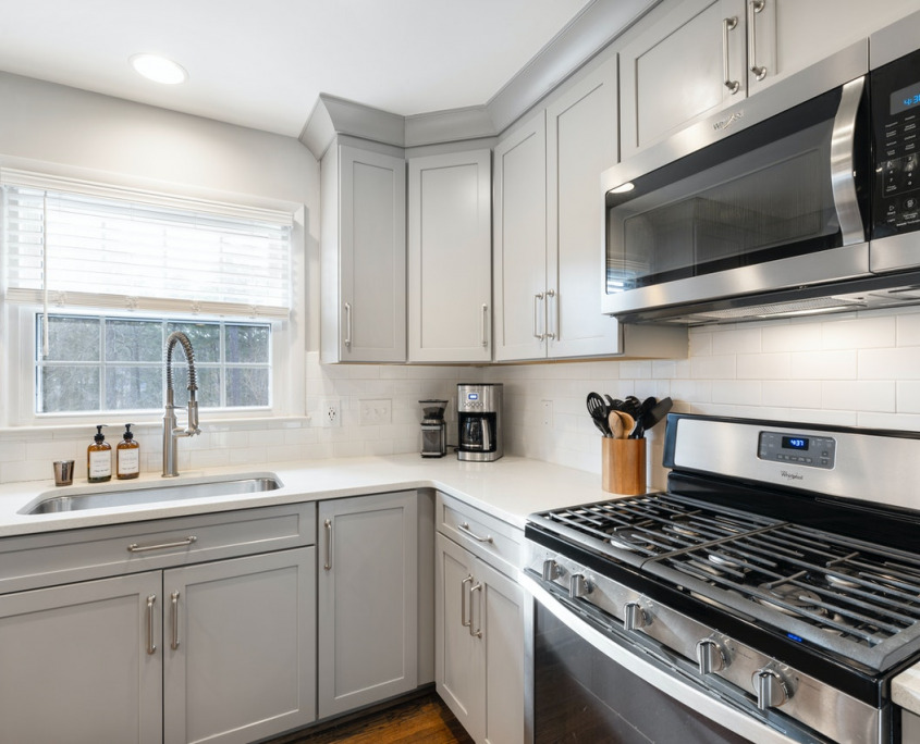 Transform Your Kitchen with a White Subway Tile Backsplash